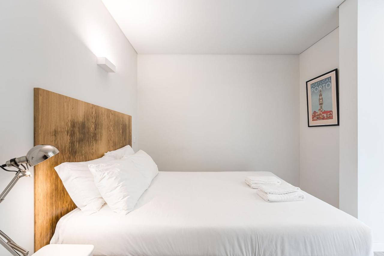 General Torres Apartments Вила-Нова-ди-Гая Экстерьер фото